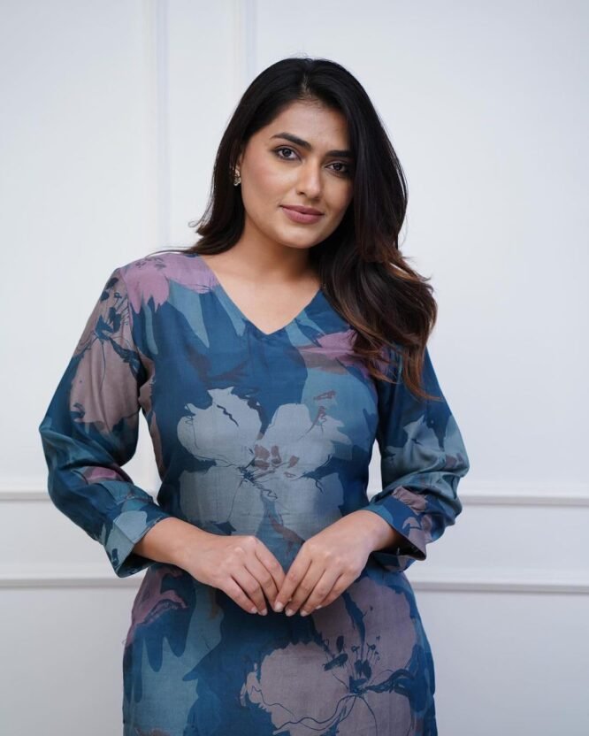 GoSriKi Women's Rayon Blend Straight Printed Kurta with Pant (KITIMAT Cerosin-GS_L_Blue_Large) - Image 5