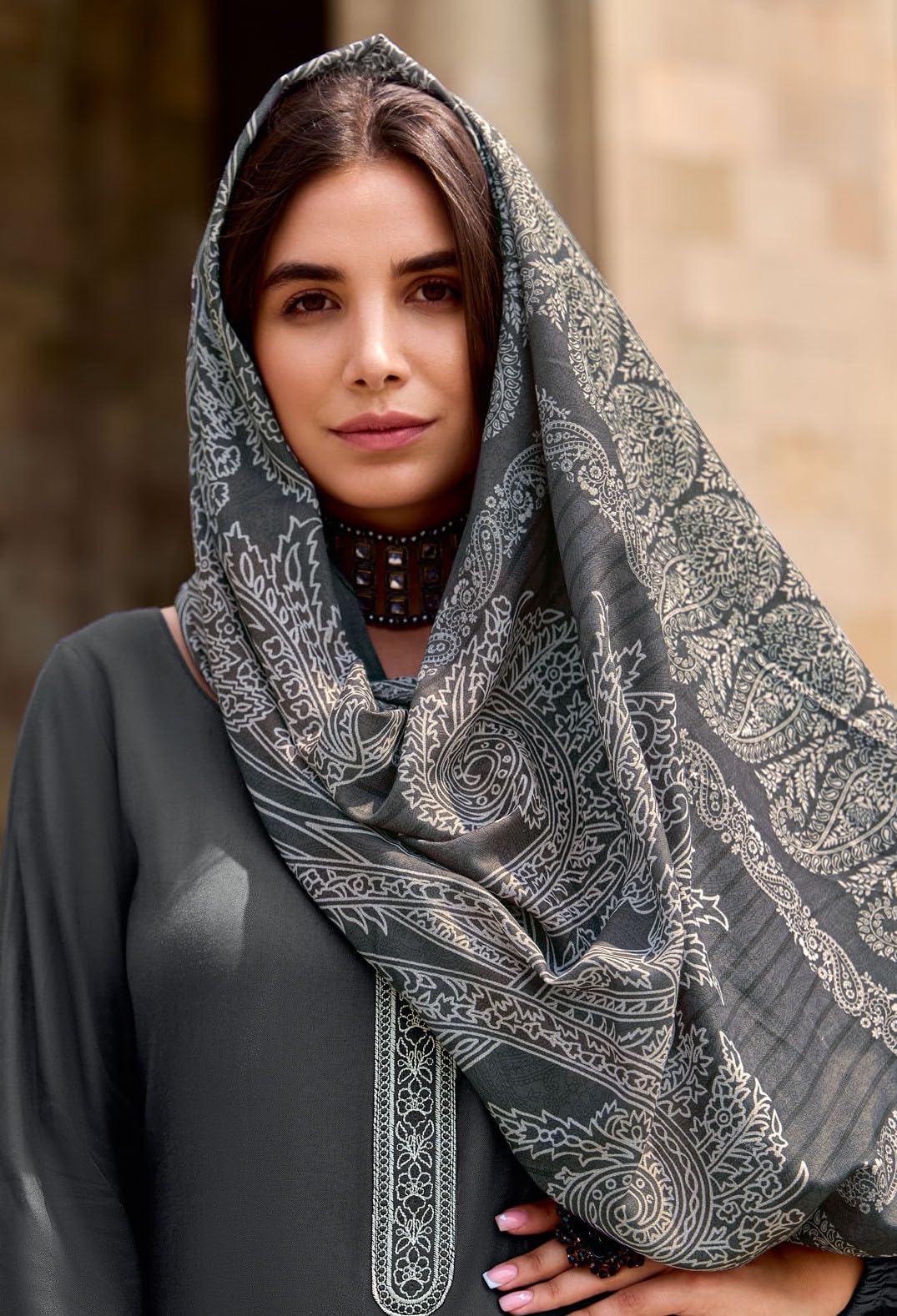 DRAVINAM Trends Unstitched Pashmina Salwar Suit Set – 100% Pure Viscose Pashmina Wool Winter wear Fabric for Top with Elegant Embroidery, Plain Bottoms & Pashmina Digital Wool Shawl Grey - Image 3