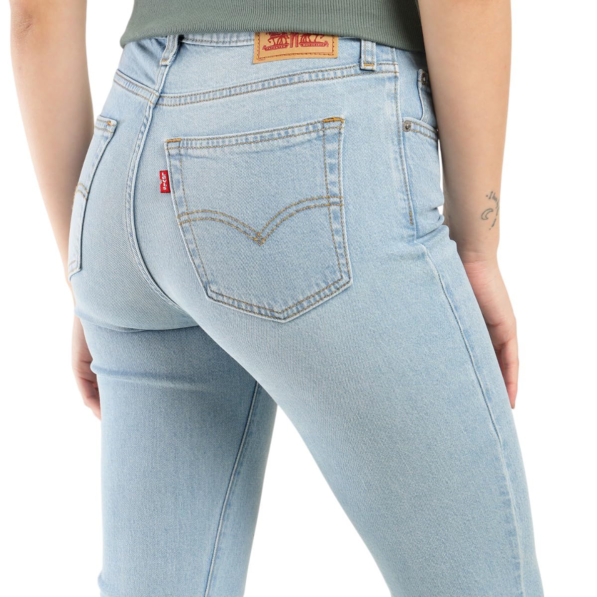 Levi's Women's Fitted Ankle (001UF-0025_Blue - Image 2